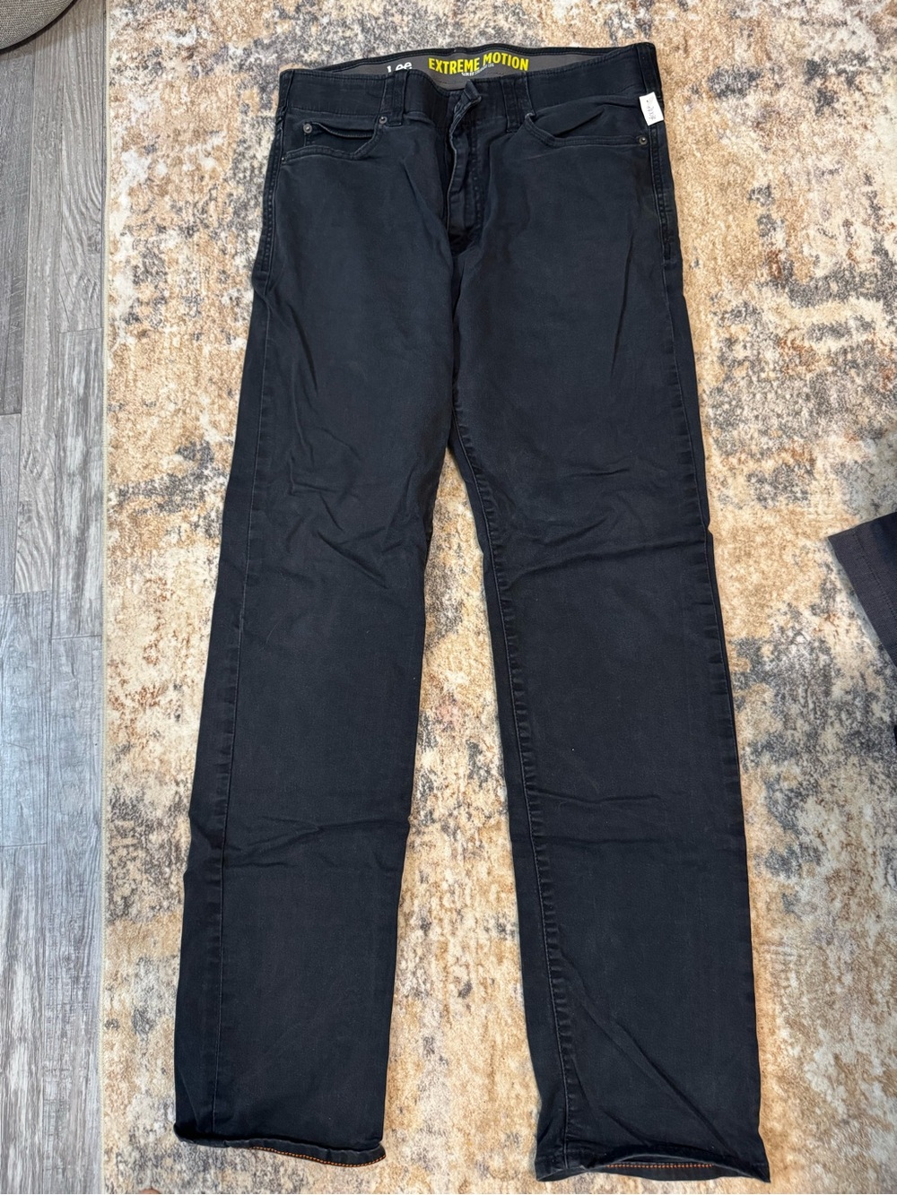 Lee Men’s Straight Jeans in Black